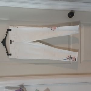 Abecrombie & Finch Harper low-rise ankle white jeans floral embroidery